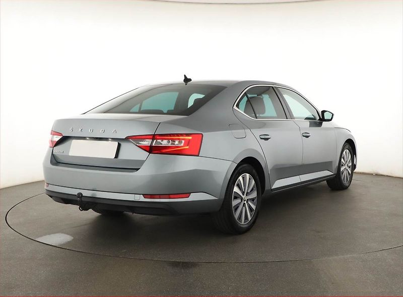 Škoda Superb (2021) Style 2.0 TDI - fotka 5 z 21
