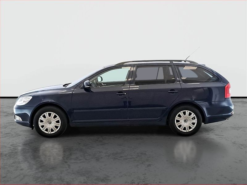 Škoda Octavia (2011) Ambiente 1.6 TDI, nová STK - fotka 3 z 16