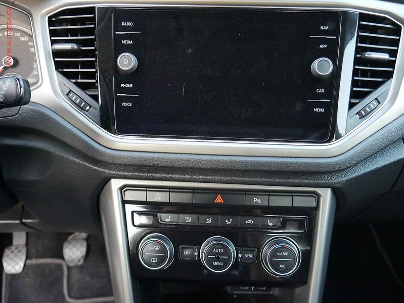 Volkswagen T-Roc (2021) 1.5 TSi, Comfortline, LED - fotka 11 z 18