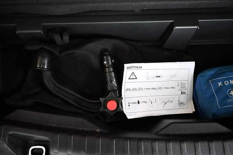 Ford S-MAX (2020) 2.0 LED SONY ACC 7 Míst Tažné - fotka 24 z 39