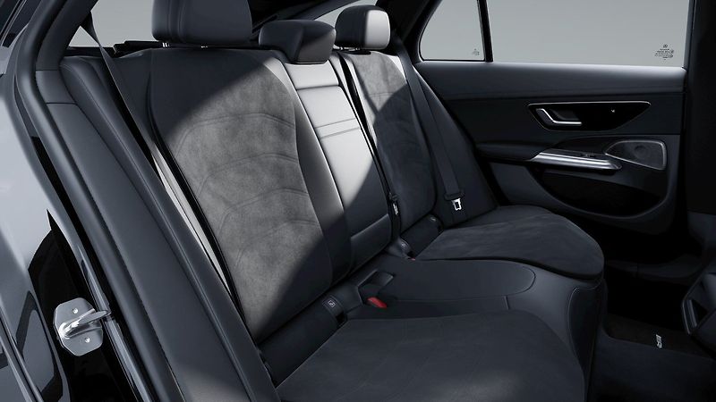 Mercedes-Benz Třídy E (2026) 220 d 4MATIC Kombi Linie AMG - fotka 9 z 10