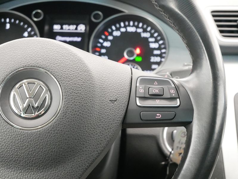 Volkswagen Passat CC - fotka 15 z 23