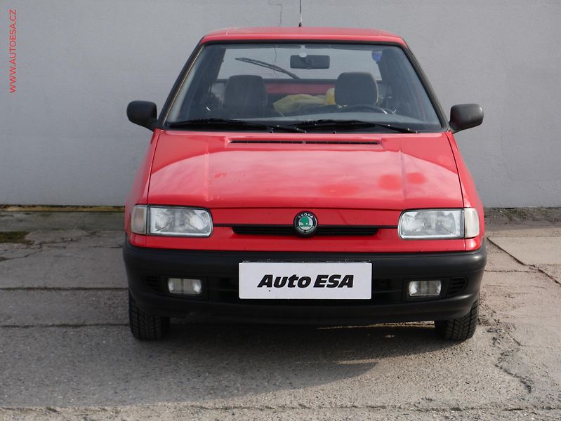 Škoda Felicia (1997) 1.3i, 2.maj,ČR, Tažné - fotka 2 z 16