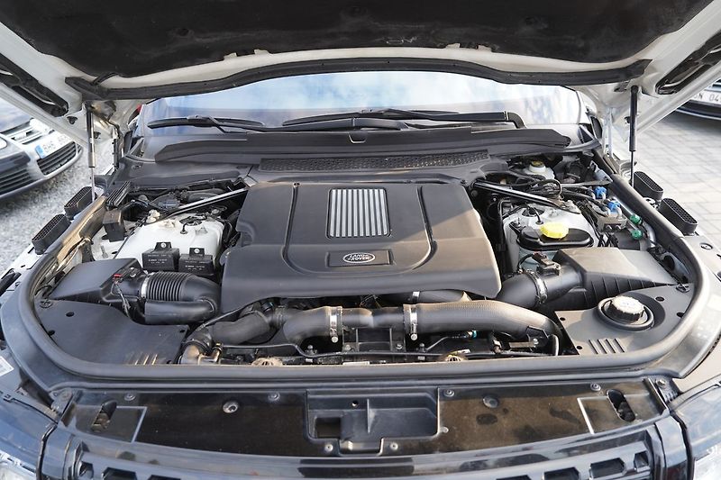 Land Rover Range Rover 4.4 SDV8 LWB  Autobiography - fotka 10 z 53