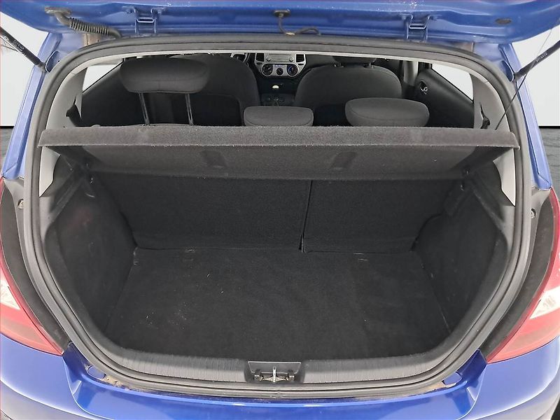 Hyundai i20 (2011) 1.2, po STK, v provozu - fotka 14 z 17