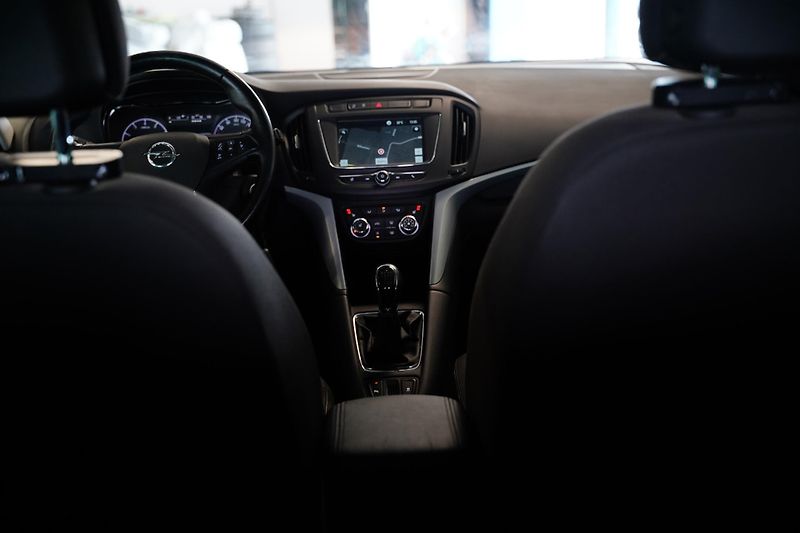 Opel Zafira - fotka 22 z 25