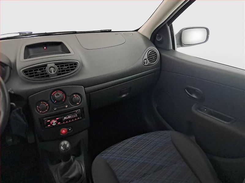 Renault Clio (2009) 1.2 16V , nová STK, Tažné - fotka 8 z 15