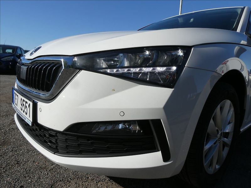Škoda Scala 1,0 TSi 81kW Style, NAVIGACE - fotka 4 z 41
