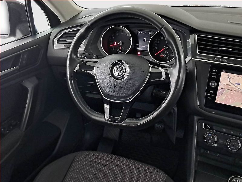 Volkswagen Tiguan (2018) 1.4 TSI, Navi, Park. senzory - fotka 7 z 16