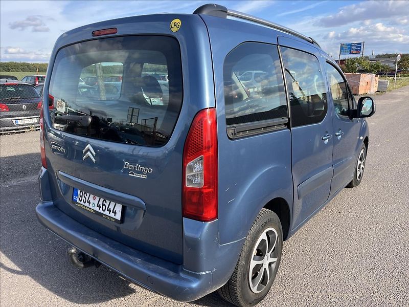 Citroën Berlingo 1,6 i LPG 5.MÍST KLIMA TAŽNÉ - fotka 6 z 38