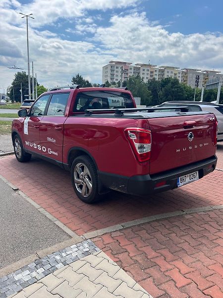 SsangYong Musso Grand PREMIUM + BLACK, 67751 - fotka 11 z 31