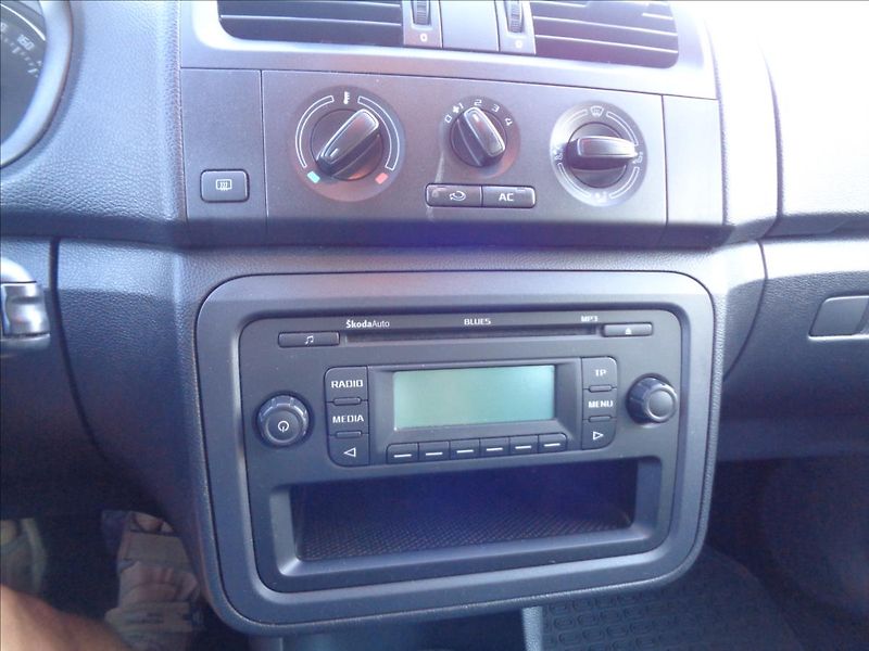 Škoda Fabia 1,2 - fotka 12 z 14