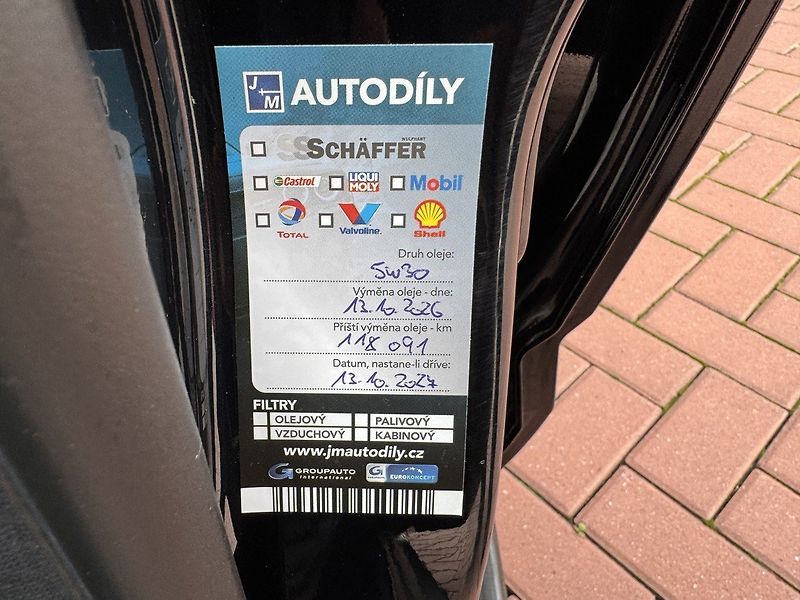 Ford Grand C-MAX (2011) 1.6i Ti-VCT Klima Winter Paket - fotka 29 z 49