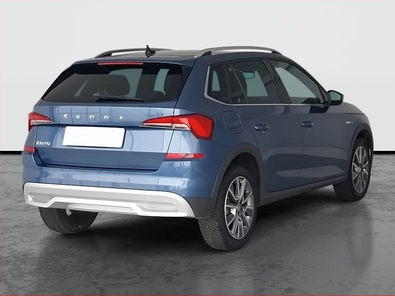 Škoda Kamiq (2021) Scoutline 1.0 TSI - fotka 5 z 23