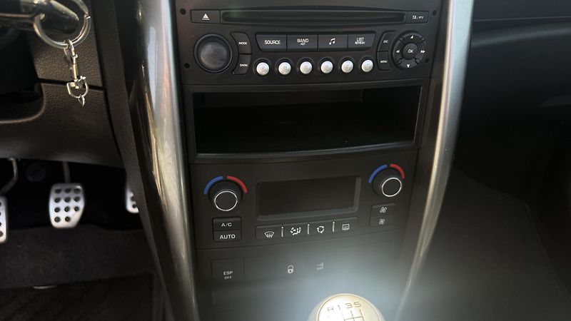 Peugeot 207 (2011) 1.6 115KW KABRIO+HARDTOP  - fotka 18 z 25