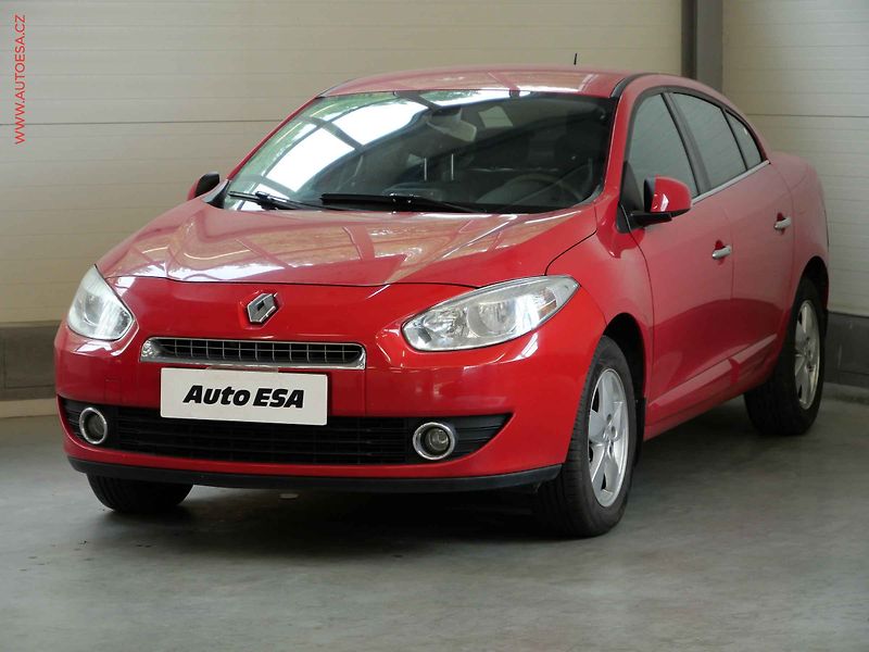 Renault Fluence (2010) 1.6i, ČR, Navi, AC - fotka 3 z 21