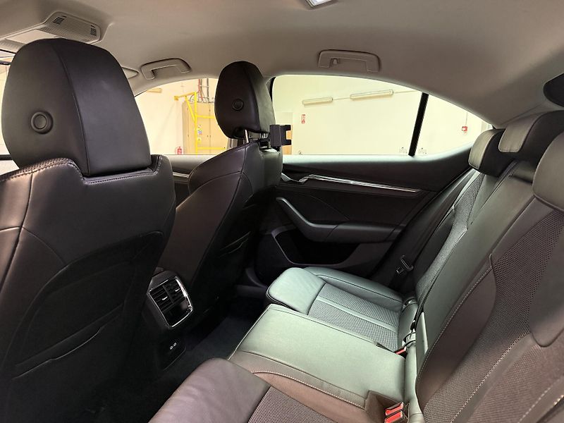 Škoda Octavia 2.0 TDI 85kW Style - fotka 11 z 15