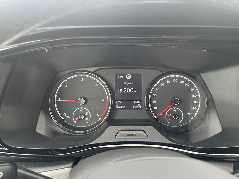 Volkswagen Transporter (2021) T6.1 2.0 TDI 110 kW - fotka 22 z 23