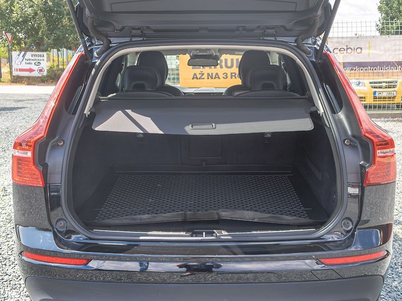Volvo XC60 (2019) 2.0D 140KW mat – NAVI - fotka 41 z 51