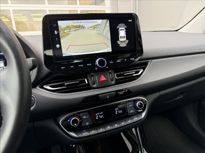 Hyundai i30 1,5 DPi  WG FL Style - fotka 17 z 24