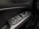 Jeep Compass (2020) 1.3 T-GDI, Kůže, Tempomat - náhled 18