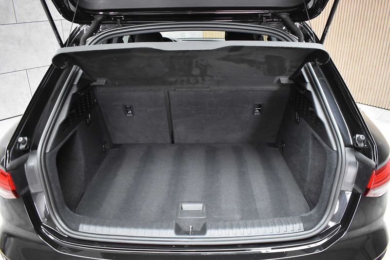 Audi A3 30 TFSi SPORT*AUTOMAT*DPH* - fotka 29 z 31