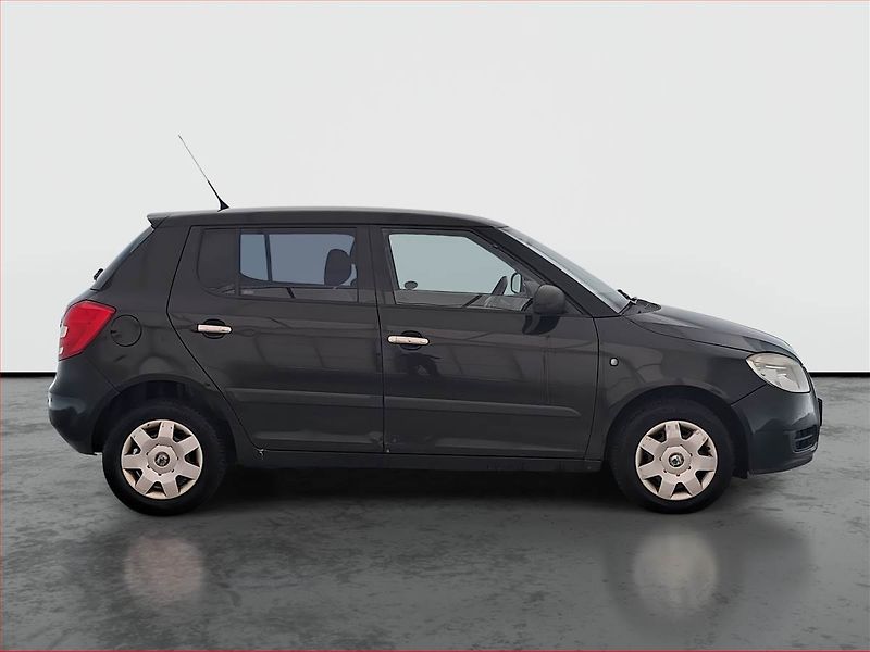 Škoda Fabia (2008) 1.2 12V, po STK, jezdí dobře - fotka 6 z 13