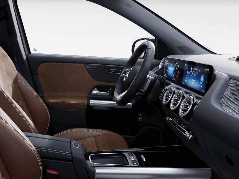 Mercedes-Benz GLA (2026) 200 d 4MATIC Edition 140 Years - fotka 7 z 9