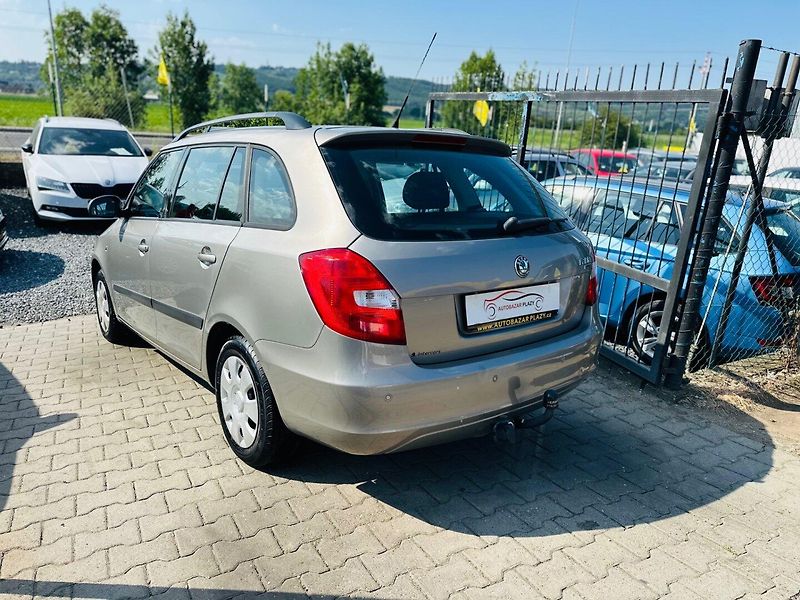 Škoda Fabia (2009) 1.6I 16V PRAVIDELNÝ SERVIS - fotka 4 z 16