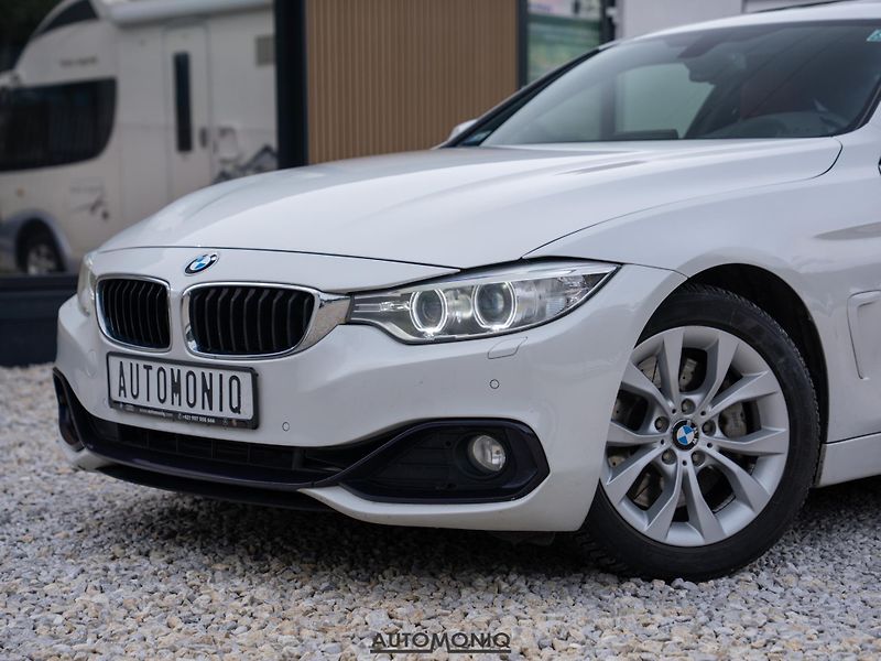 BMW Řada 4 (2016) 435i F32 Sport Pano, H&K, HUD - fotka 24 z 24