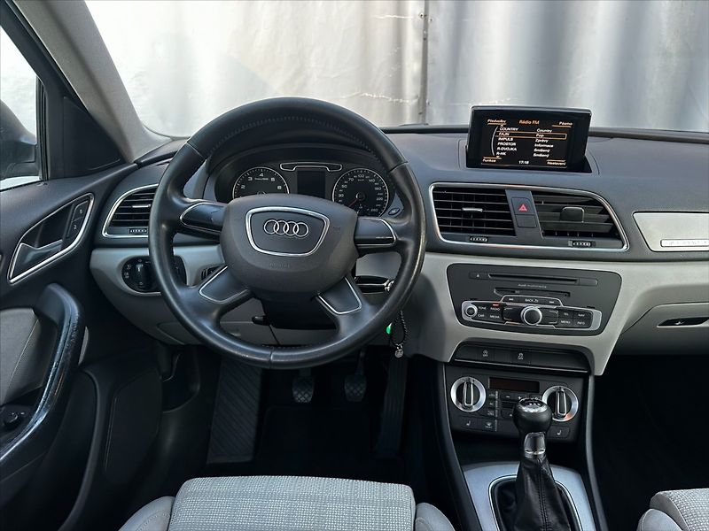 Audi Q3 2,0 TFSI quattro 125kW - fotka 17 z 34