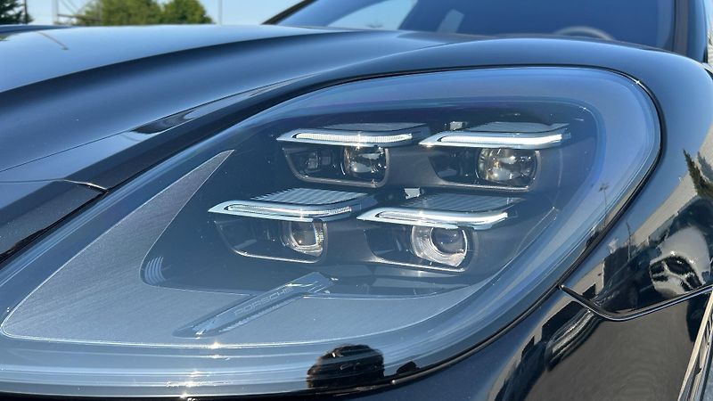 Porsche Panamera - fotka 13 z 30