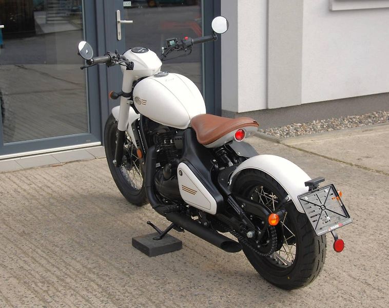 Jawa Perak (2026) 350 CL WHITE - fotka 11 z 25