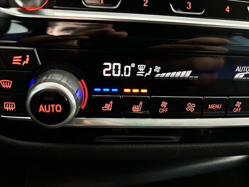 BMW Řada 5 3,0   530xD,210kW,ČR,M-SPORT,D - fotka 35 z 43