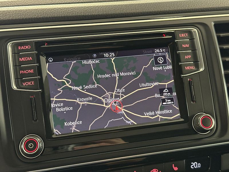 Volkswagen Multivan 2.0TDI Highline/4x4/DSG/Webast - fotka 30 z 46