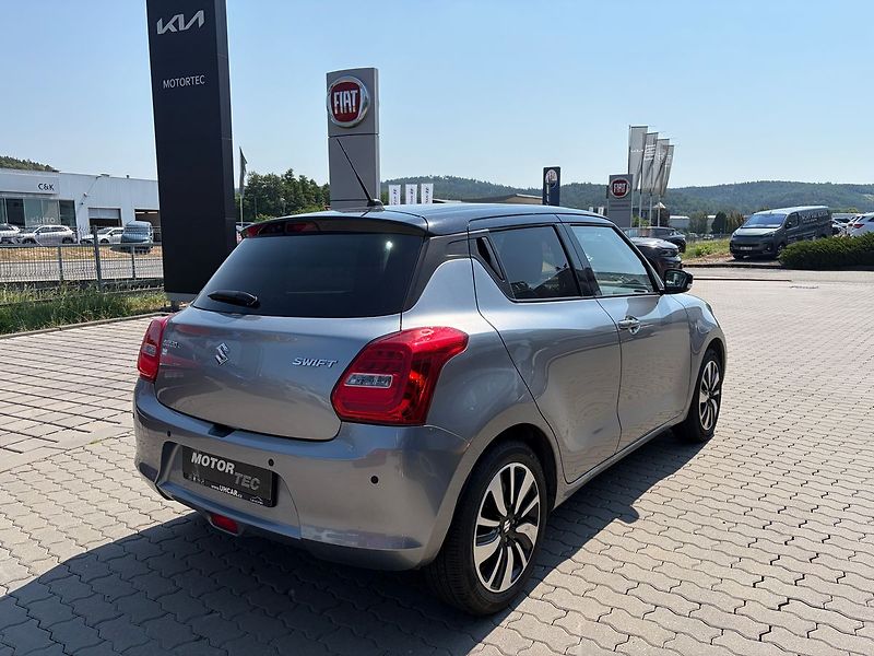 Suzuki Swift 1.2 16V AT 66kW - fotka 3 z 10