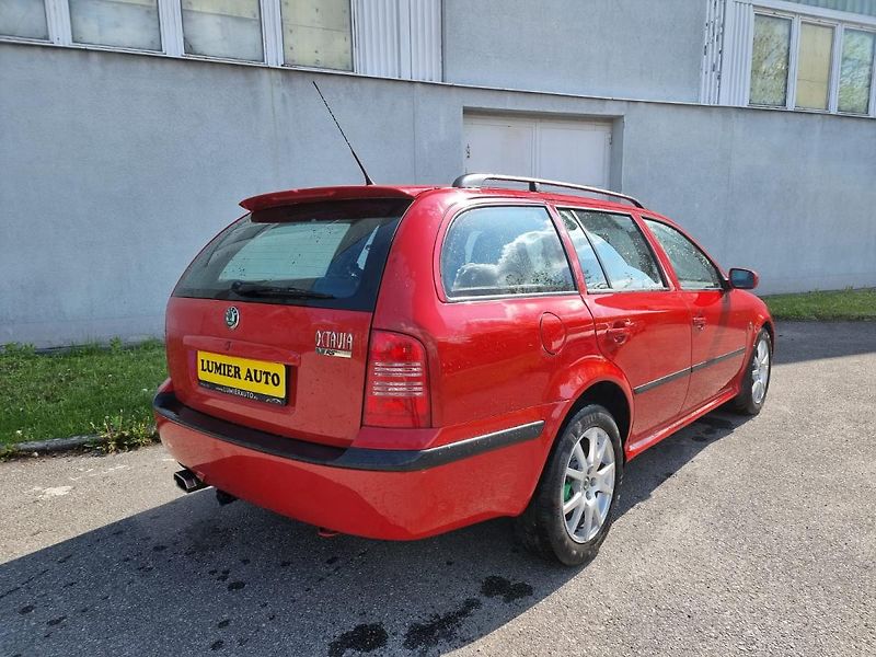 Škoda Octavia (2003) 1.8T 132kw RS - fotka 14 z 21