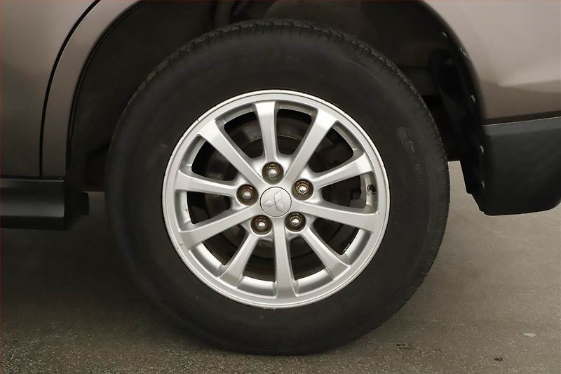 Mitsubishi ASX (2010) 1.6 MIVEC, Tempomat - fotka 11 z 13