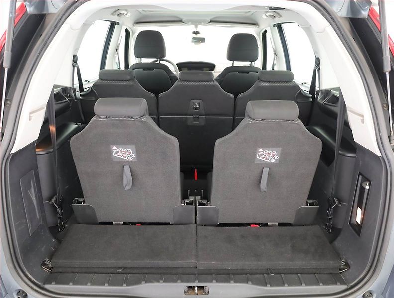 Citroën C4 Picasso (2012) 1.6 HDi, 7 míst, jezdí výborně - fotka 16 z 17
