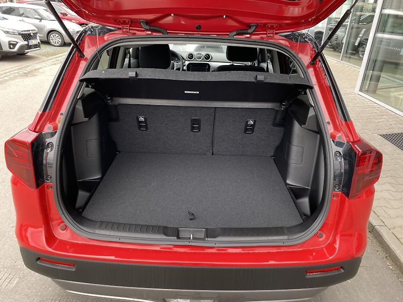 Suzuki Vitara (2026) 1,4 Premium Hybrid - fotka 6 z 6