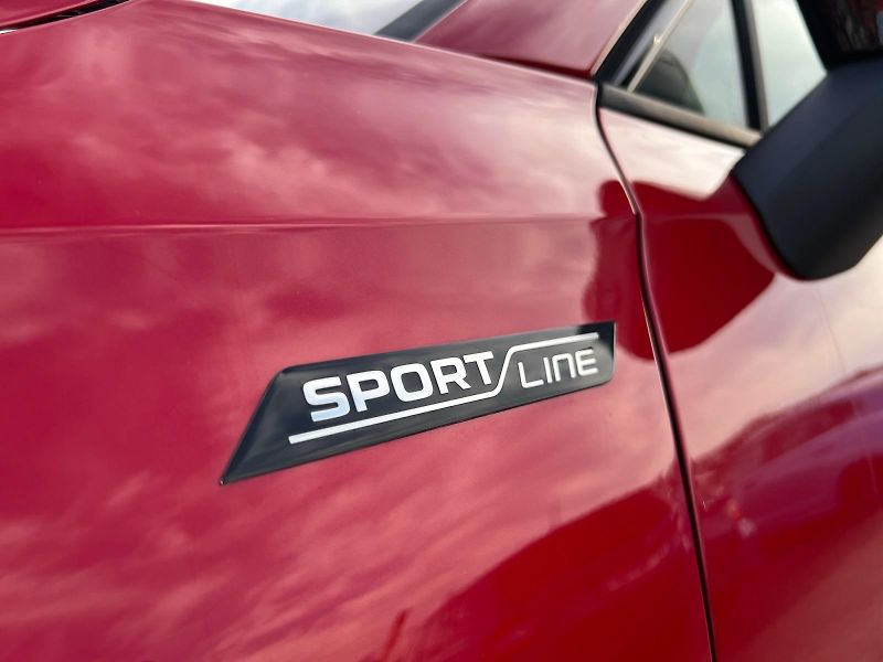 Škoda Kodiaq (2024) SPORTLINE WEBASTO TAŽNÝ DPH - fotka 33 z 37