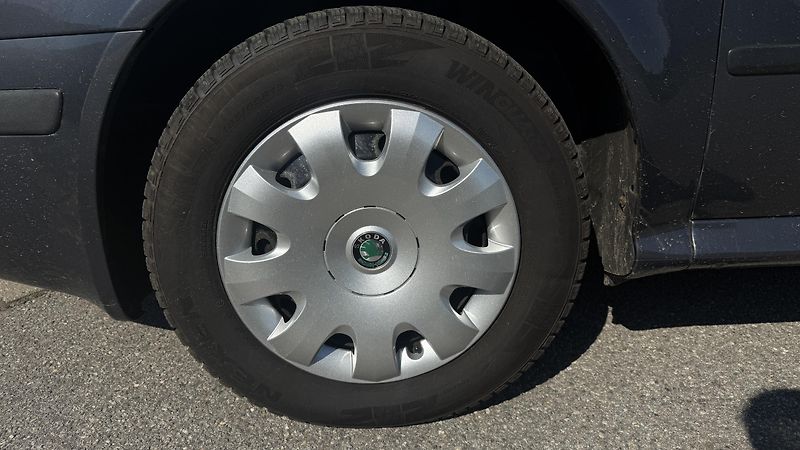 Škoda Octavia (2008) 1.9TDI  - fotka 19 z 22