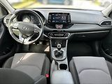 Hyundai i30 1,5 i Family Comfort - náhled 9