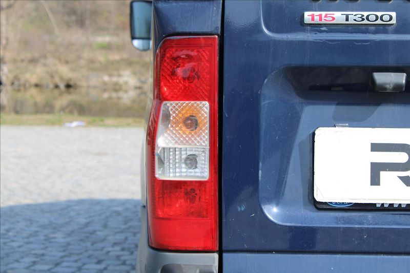Ford Transit 2.2 TDCi 115T300/9míst/CZ - fotka 30 z 30