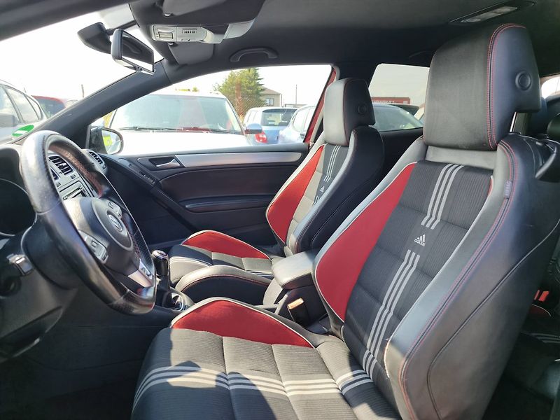 Volkswagen Golf (2012) - fotka 7 z 30