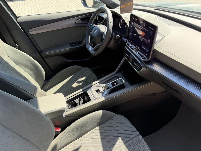 Cupra Formentor (2026) 2.0TDI TRIBE 150k DSG ZÁRUKA 5 - fotka 31 z 46