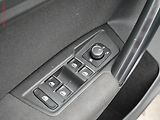 Volkswagen Tiguan (2017) 2.0 TDi, ČR, Comfortline - náhled 18