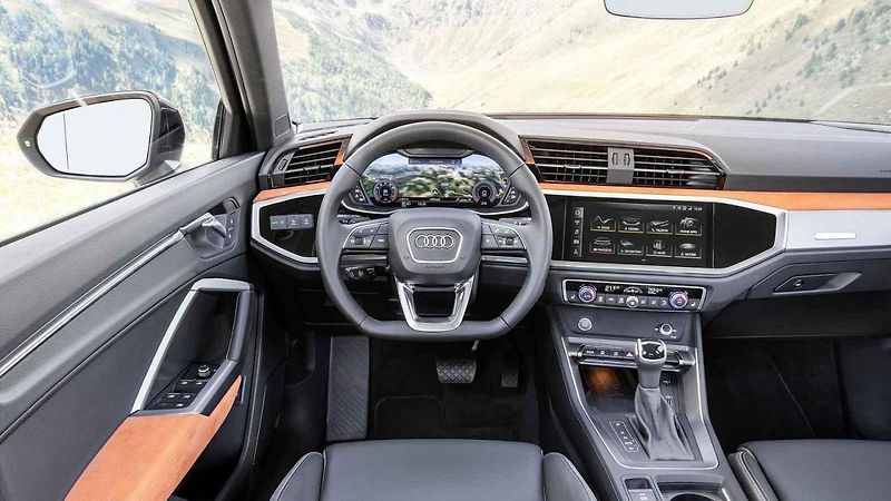SUV Audi teď mají osmiúhelníkovou masku chladiče