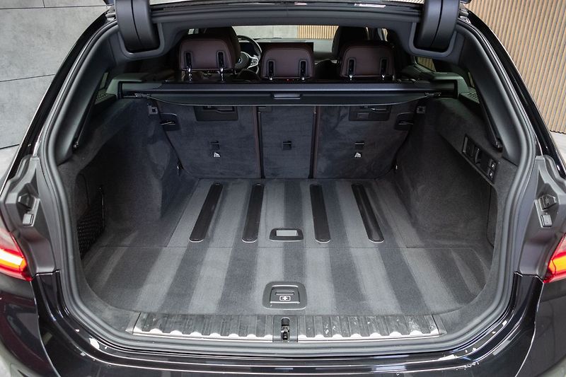 BMW Řada 3 320d xDrive ///M*ZÁRUKA*ČR 1.M - fotka 45 z 48
