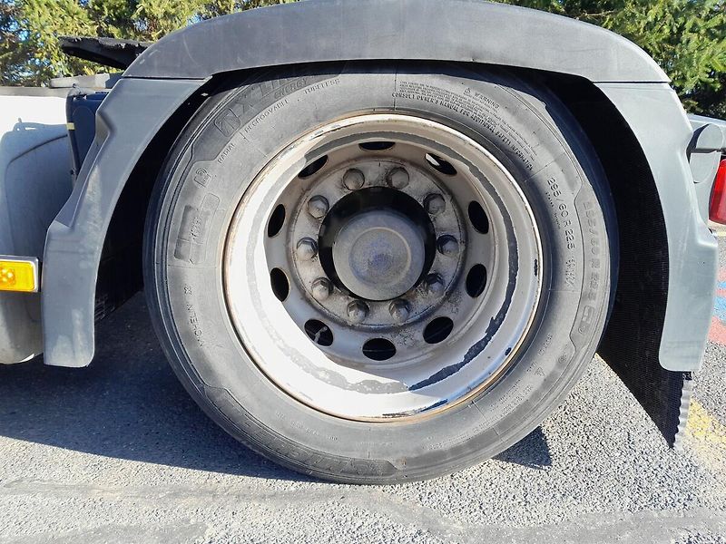 Volvo FH 460 I-Safe LowDeck - fotka 35 z 38